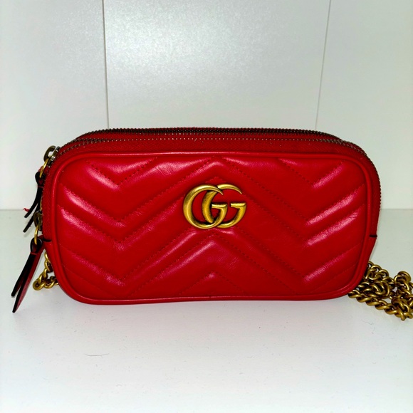 GG Marmont Chain Crossbody Mini Bag - Picture 1 of 11